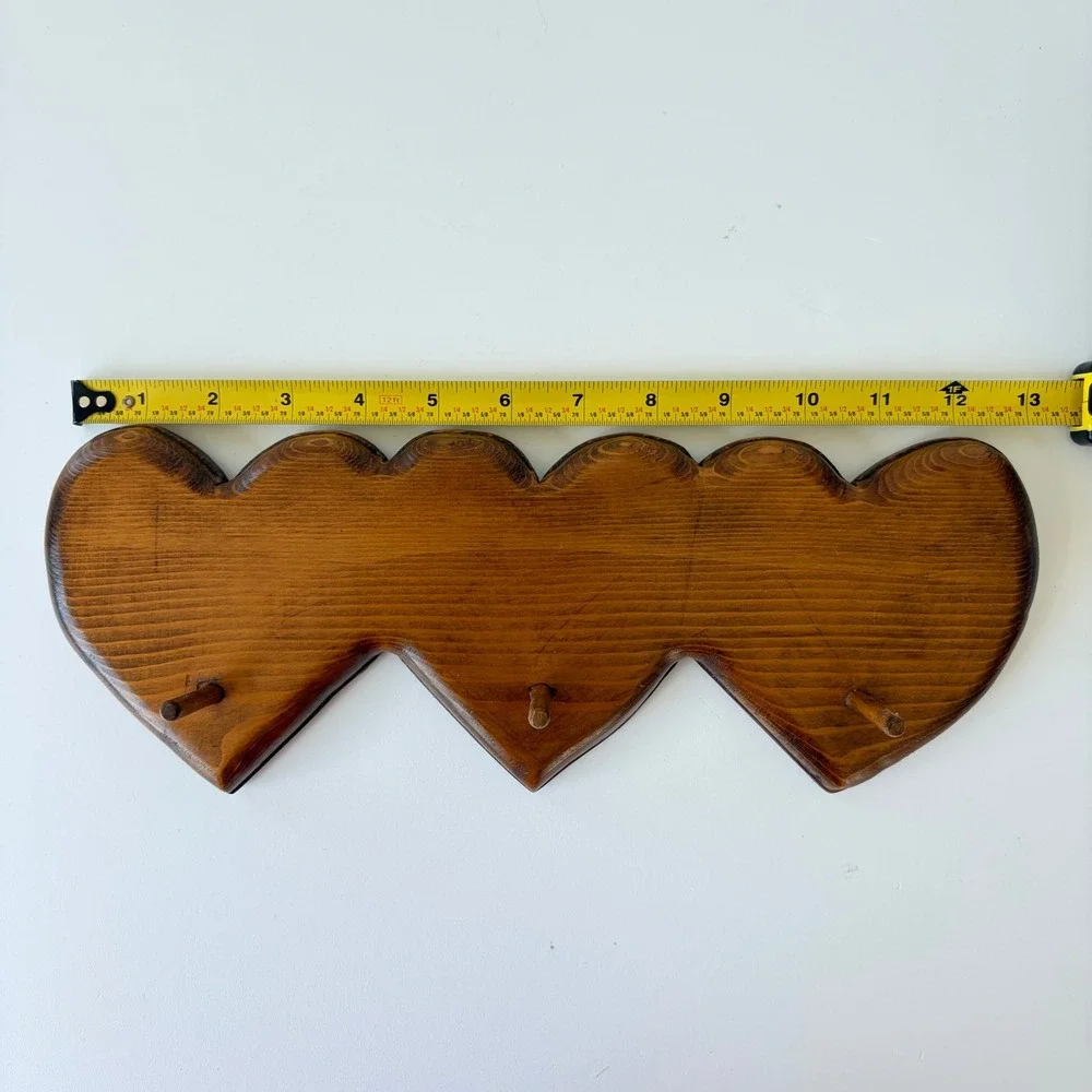 Vintage Wooden Triple Heart Wall Rack 3 Peg Hook Brown Rustic Nursery Entryway